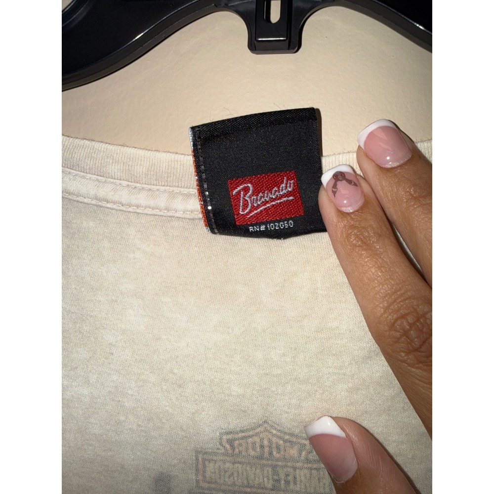 Harley-Davidson Chicago Illinois V-Neck Graphic T-Shirt Cream Womens Bravado - Picture 4 of 4